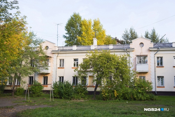 Скоро все листики осыпятся Скоро все листики осыпятся