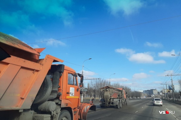 Большая уборка ждет Волгоград сразу же, как позволит погода Большая уборка ждет Волгоград сразу же, как позволит погода