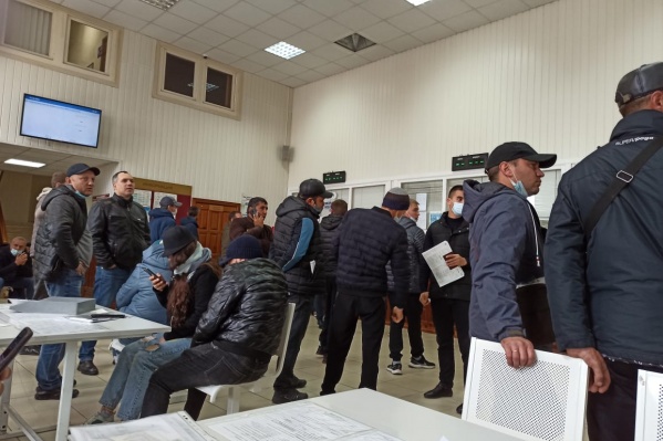 На улице Бородина находится первое экзаменационное отделение Межрайонного регистрационно-экзаменационного отдела ГИБДД ГУ МВД России по Новосибирской области На улице Бородина находится первое экзаменационное отделение Межрайонного регистрационно-экзаменационного отдела ГИБДД ГУ МВД России по Новосибирской области