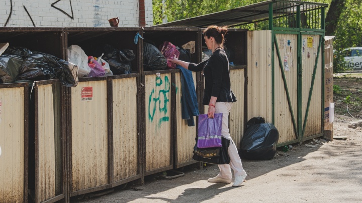 Мусор и крысы: в центре Перми жильцы жалуются, что весь квартал носит отходы на одну контейнерную площадку
