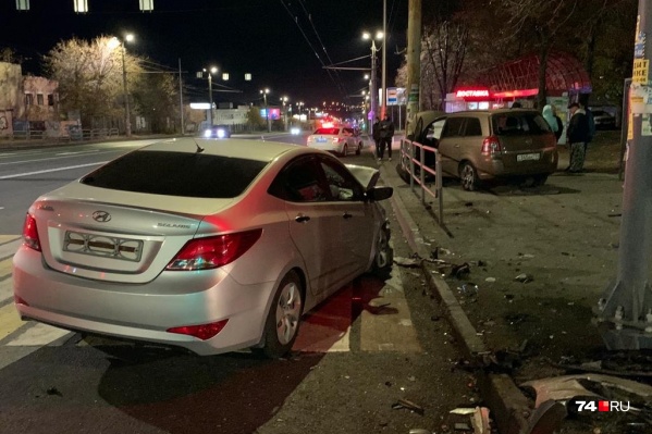 В аварию попали Hyundai и Opel В аварию попали Hyundai и Opel