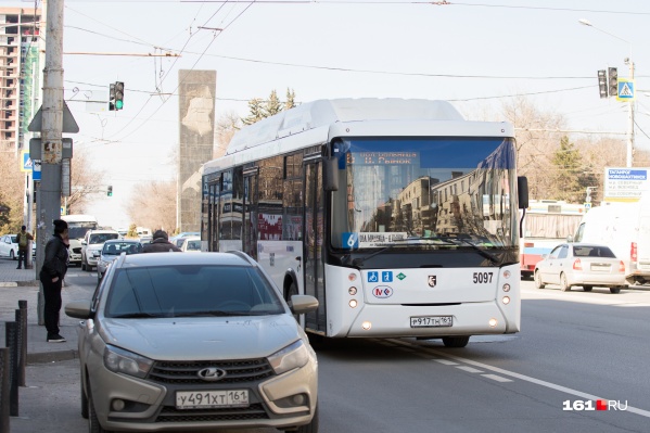 «Ростовпассажиртранс» обслуживает маршруты № 3, 6, 22, 78, 90 «Ростовпассажиртранс» обслуживает маршруты № 3, 6, 22, 78, 90