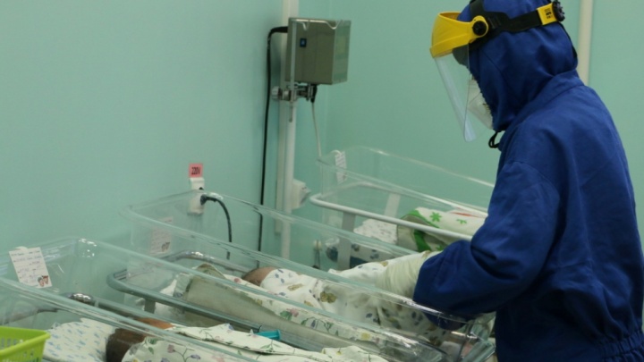 12 беременных тюменок с коронавирусом попали в реанимацию