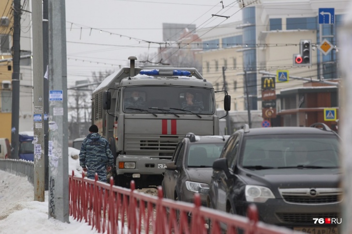 В городе появились автозаки