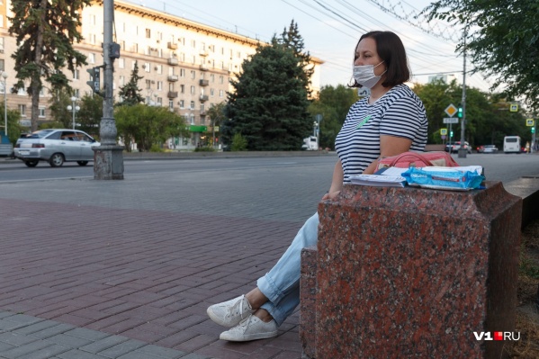 Сбор подписей вела женщина, представившаяся Юлией Сбор подписей вела женщина, представившаяся Юлией