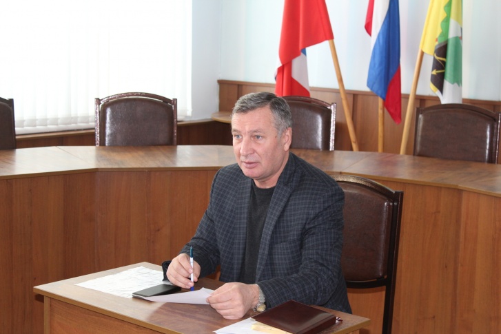 До окончания текущего срока работы на посту главы района Александру Милашенко оставалось еще целых два года До окончания текущего срока работы на посту главы района Александру Милашенко оставалось еще целых два года