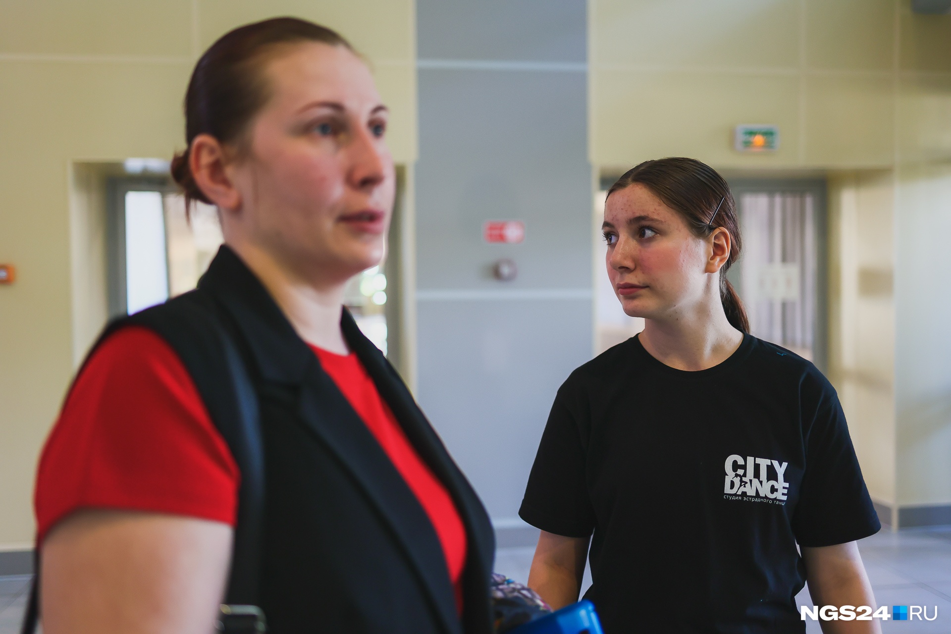 Юлия хотела отправить Софию на лето в лагерь, но переживает за ее состояние, поэтому это лето девочка проведет дома Юлия хотела отправить Софию на лето в лагерь, но переживает за ее состояние, поэтому это лето девочка проведет дома