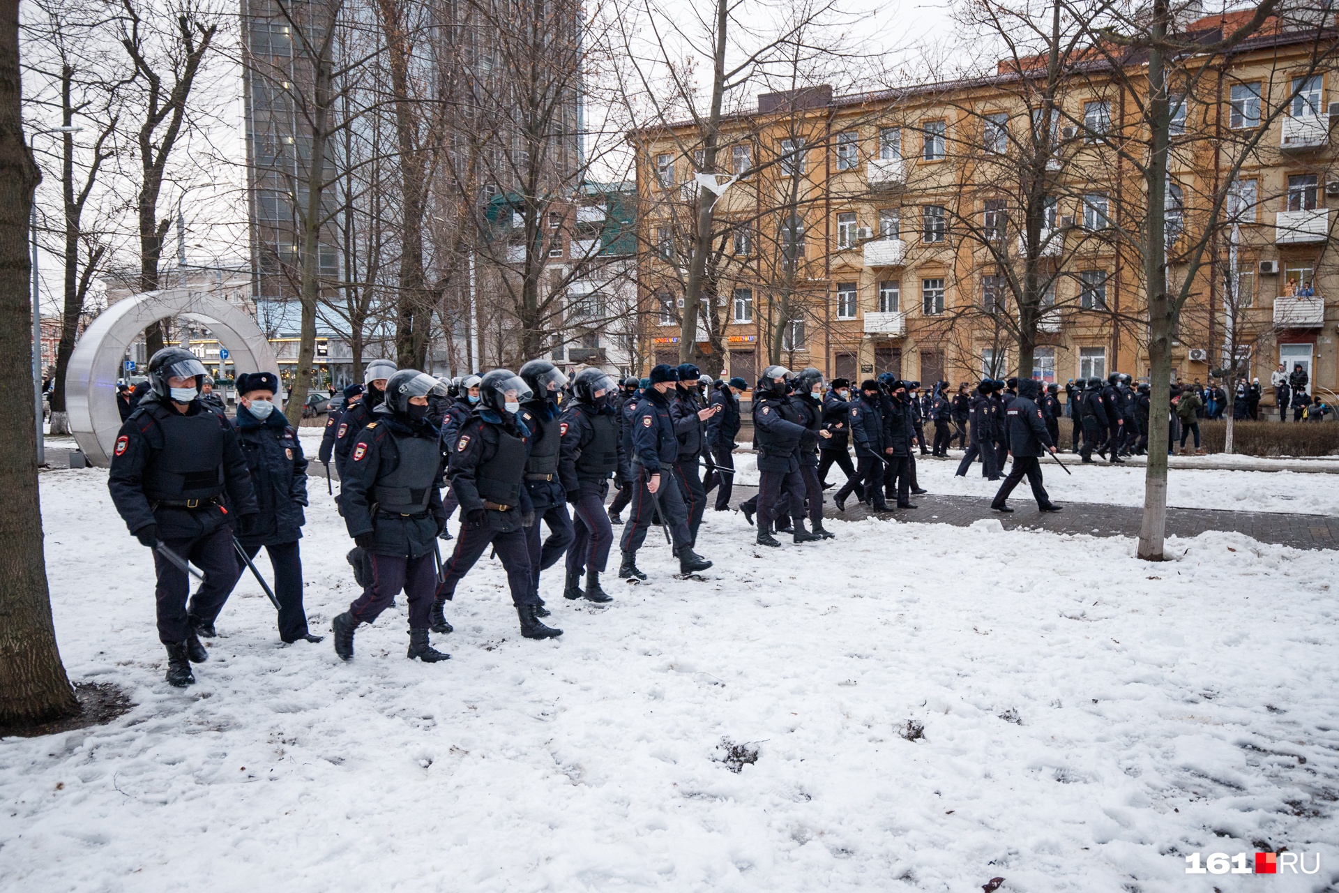 В финале — полиция ушла в контратаку В финале — полиция ушла в контратаку 