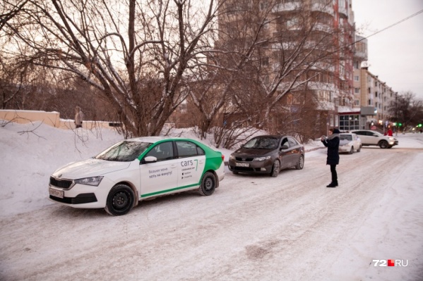 Жители Тюмени активно пользуются каршерингом, но у некоторых возникли проблемы Жители Тюмени активно пользуются каршерингом, но у некоторых возникли проблемы