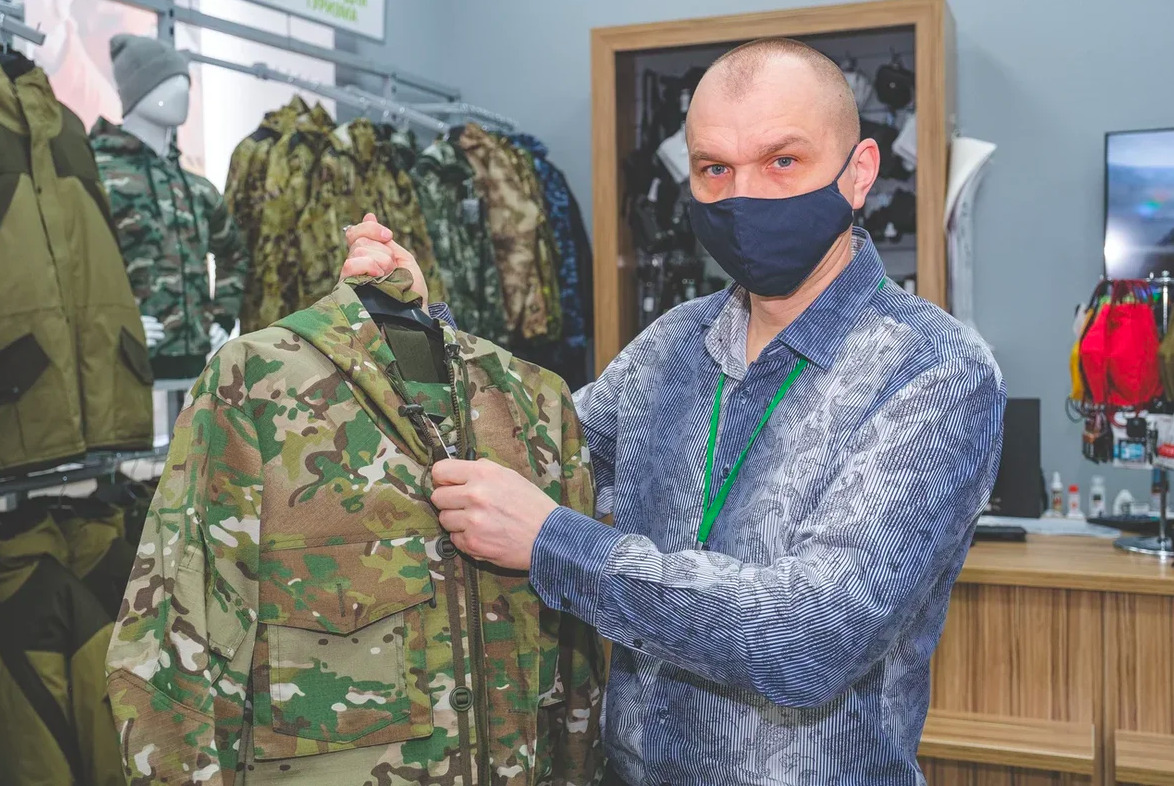 Директор магазина Максим Цыганков Директор магазина Максим Цыганков