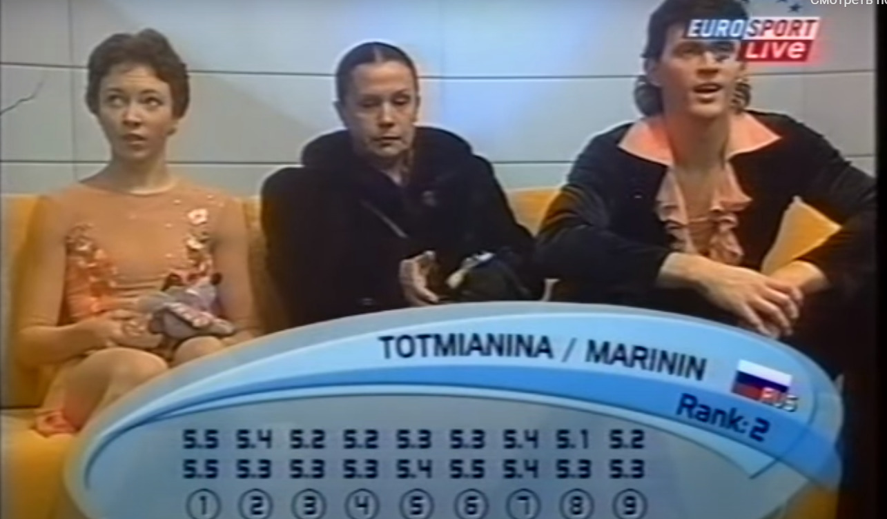 На чемпионате Европы в 2001 году с тренером и партнером Максимом Марининым На чемпионате Европы в 2001 году с тренером и партнером Максимом Марининым