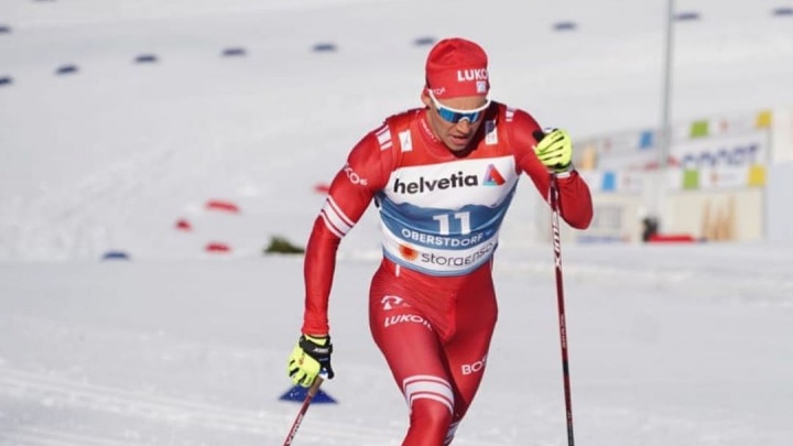Выступающий за Поморье лыжник Александр Большунов впервые стал чемпионом мира