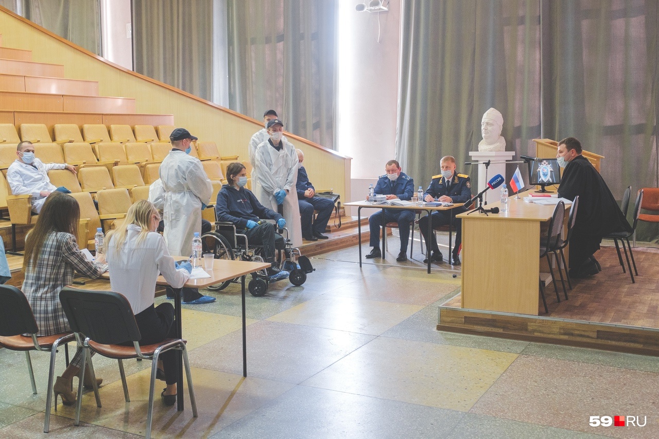 Заседание проходило в краевой больнице, в аудитории для сутдентов-медиков Заседание проходило в краевой больнице, в аудитории для сутдентов-медиков