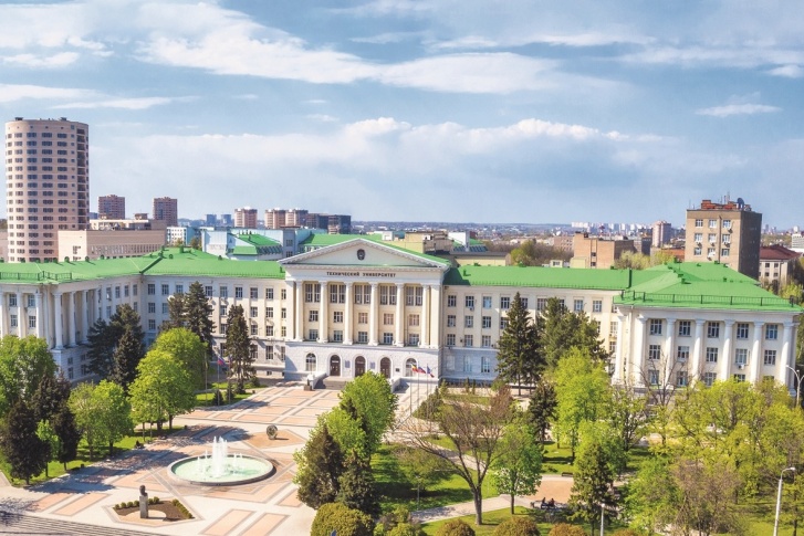 При подготовке рейтинга THE учитываются 13 критериев, разделенных по пяти группам При подготовке рейтинга THE учитываются 13 критериев, разделенных по пяти группам