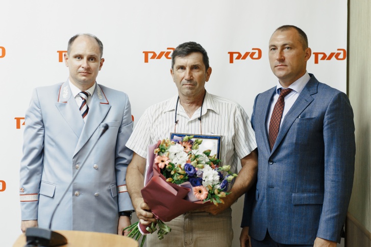 Железная дорога была и остается основой экономического роста региона и всей страны Железная дорога была и остается основой экономического роста региона и всей страны