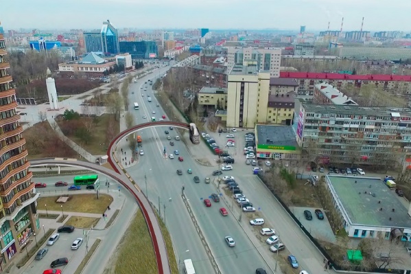 Такой надземный переход хотят поставить в центре Тюмени Такой надземный переход хотят поставить в центре Тюмени