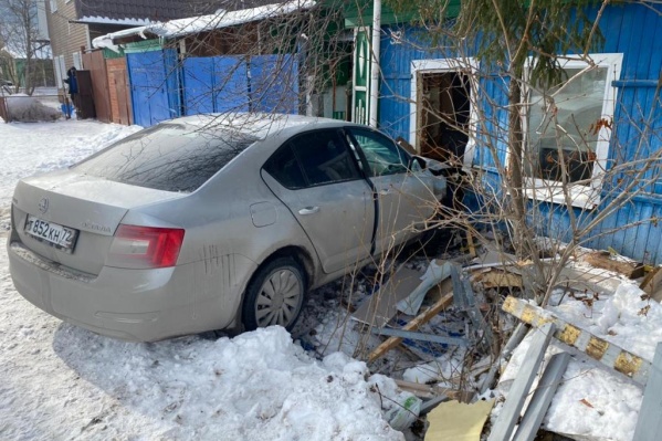 Авария случилась сегодня днем Авария случилась сегодня днем