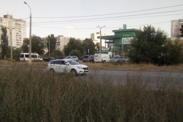 Никаких следов покоса травы мужчина не обнаружил Никаких следов покоса травы мужчина не обнаружил