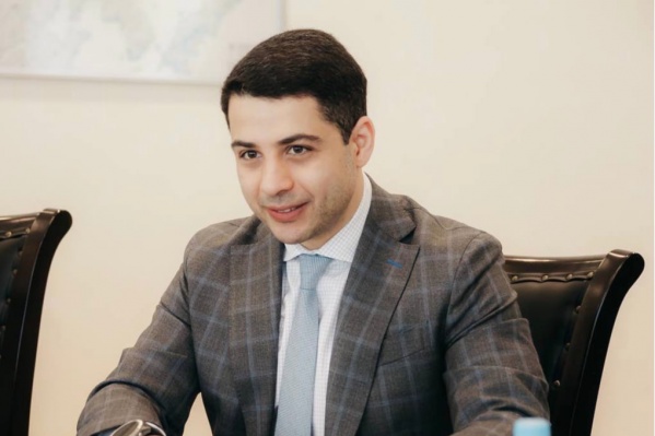 Гендиректор компании пообещал, что на экологические проекты будут выделять большие деньги Гендиректор компании пообещал, что на экологические проекты будут выделять большие деньги
