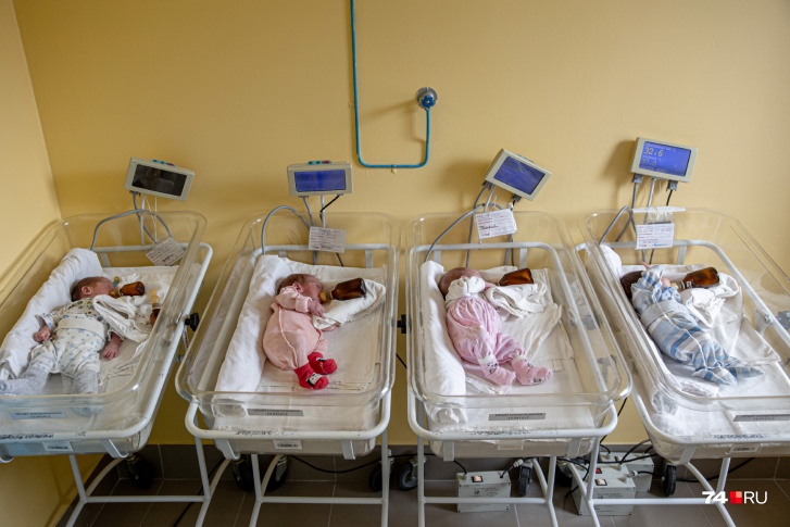 Малышам, рожденным в пандемию, сейчас максимум два года