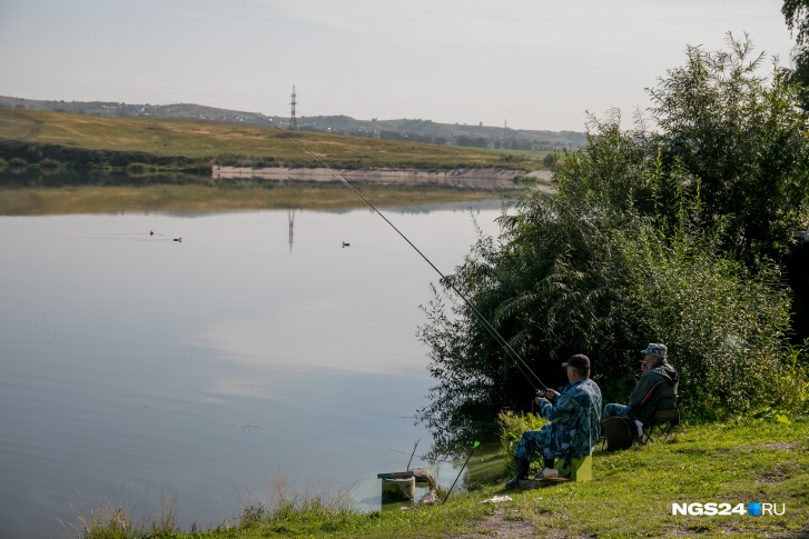 Озеро Мясокомбинат — одно из популярных мест для рыбалки в черте города