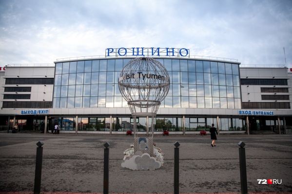 Крупная российская авиакомпания не выполняла рейсы в Тюмень с марта Крупная российская авиакомпания не выполняла рейсы в Тюмень с марта