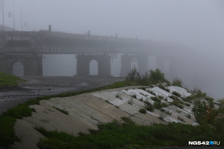 В сентябре 2018-го тогда еще <nobr class="_">и. о.</nobr> губернатора Кузбасса Сергей Цивилёв озвучил идею о реконструкции старого моста в Кемерово