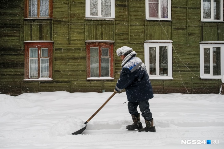 На прошлой неделе в Красноярске выпало очень много снега На прошлой неделе в Красноярске выпало очень много снега