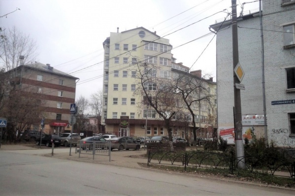 Движение ограничат начиная с перекрестка улиц Пионерской и Глеба Успенского Движение ограничат начиная с перекрестка улиц Пионерской и Глеба Успенского