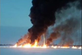 Мощный пожар начался под Нижневартовском Мощный пожар начался под Нижневартовском