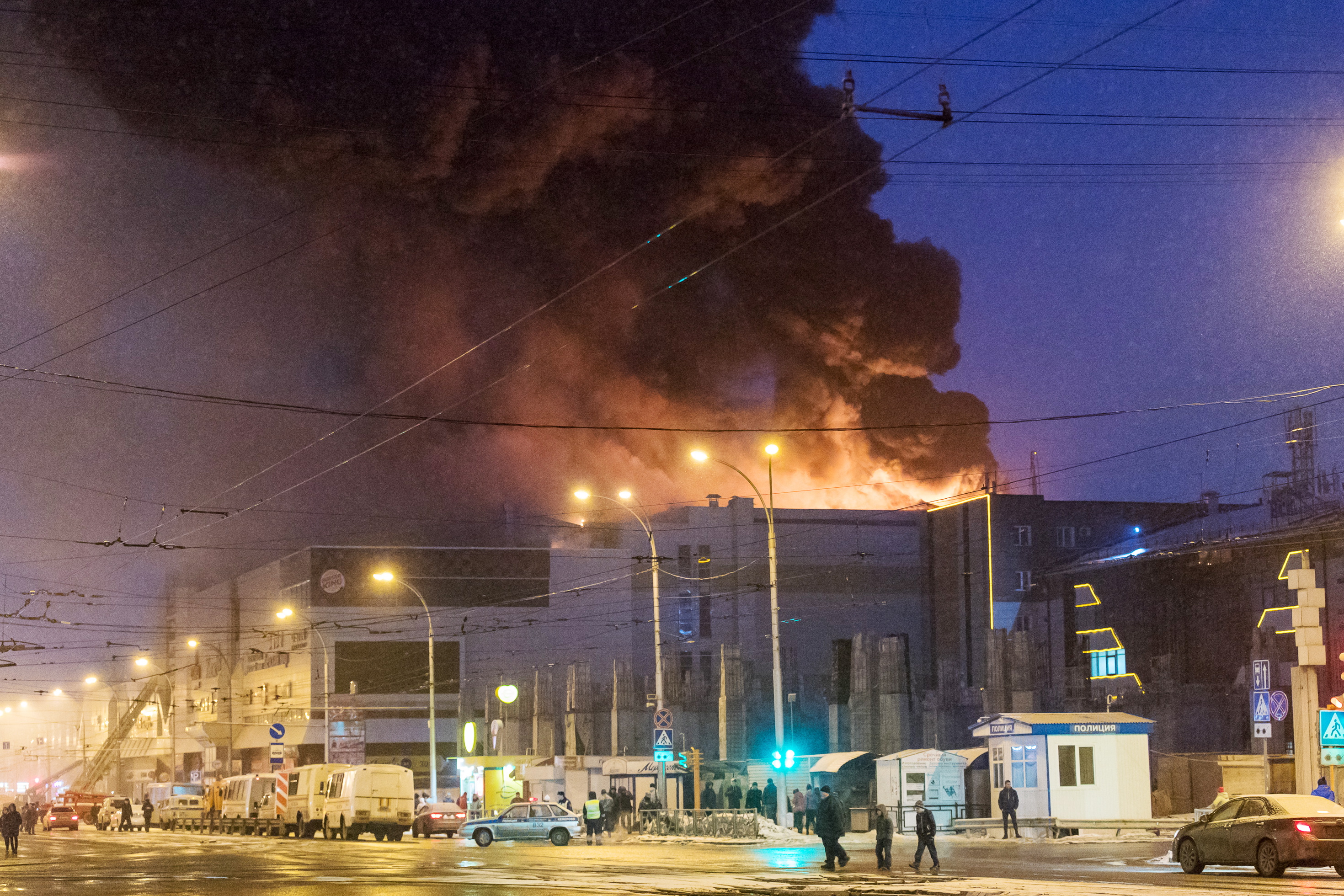 Борьба с фейками началась после пожара в кемеровском торговом центре «Зимняя вишня», когда в Сеть вбрасывались слухи о сотнях трупов в моргах