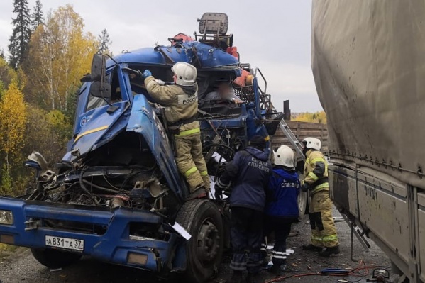 Страшное ДТП произошло под Ревдой Страшное ДТП произошло под Ревдой