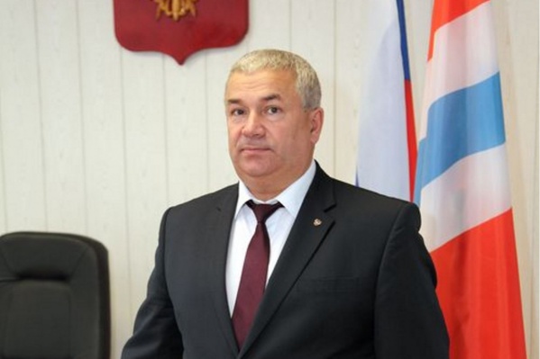 Александр Лямзин после службы перешел на гражданскую работу и сразу возглавил Исилькульский район Александр Лямзин после службы перешел на гражданскую работу и сразу возглавил Исилькульский район