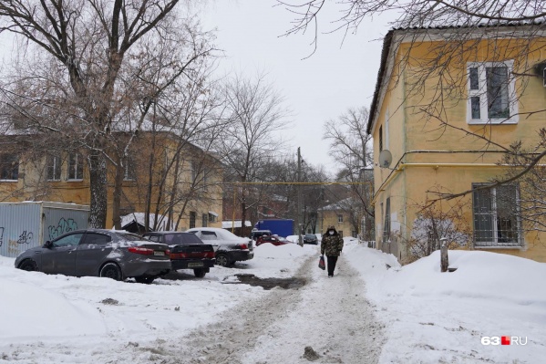 Таких двухэтажек в Самаре довольно много Таких двухэтажек в Самаре довольно много