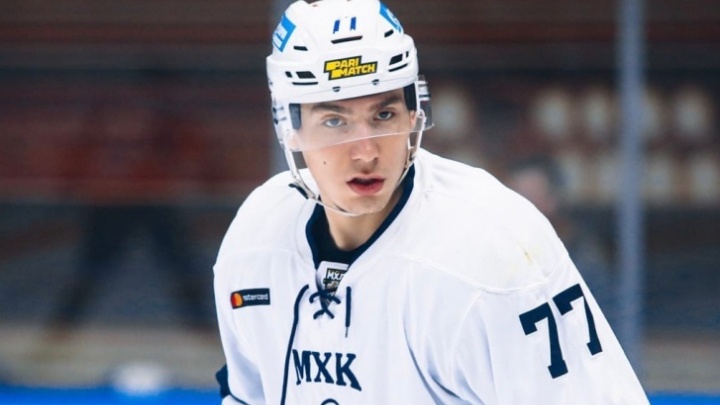 «Никто и никогда»: из обращения навсегда вывели номер хоккеиста Файзутдинова, погибшего в Ярославле