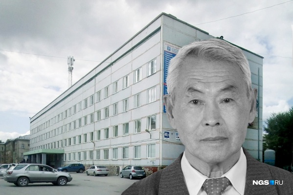 Галина Жуловян переживает, что с ее отцом Владимиром — уважаемым человеком, профессором НГТУ — не все смогли попрощаться. На похоронах были только близкие и закрытый гроб Галина Жуловян переживает, что с ее отцом Владимиром — уважаемым человеком, профессором НГТУ — не все смогли попрощаться. На похоронах были только близкие и закрытый гроб