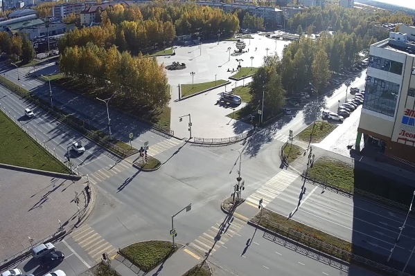 Появление видеокамер и изменение режима работы светофоров позволит разгрузить эти участки городских магистралей Появление видеокамер и изменение режима работы светофоров позволит разгрузить эти участки городских магистралей