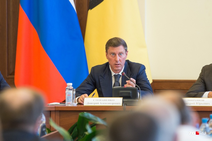 Все заместители председателя правительства, губернатора и сам председатель правительства Дмитрий Степаненко будут временно исполнять свои обязанности Все заместители председателя правительства, губернатора и сам председатель правительства Дмитрий Степаненко будут временно исполнять свои обязанности