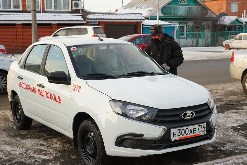 Неотложная помощь выезжает к пациентам круглосуточно Неотложная помощь выезжает к пациентам круглосуточно