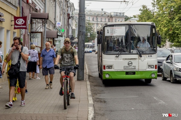 В Ярославле увеличилось количество больших автобусов, но в целом единиц транспорта стало меньше В Ярославле увеличилось количество больших автобусов, но в целом единиц транспорта стало меньше