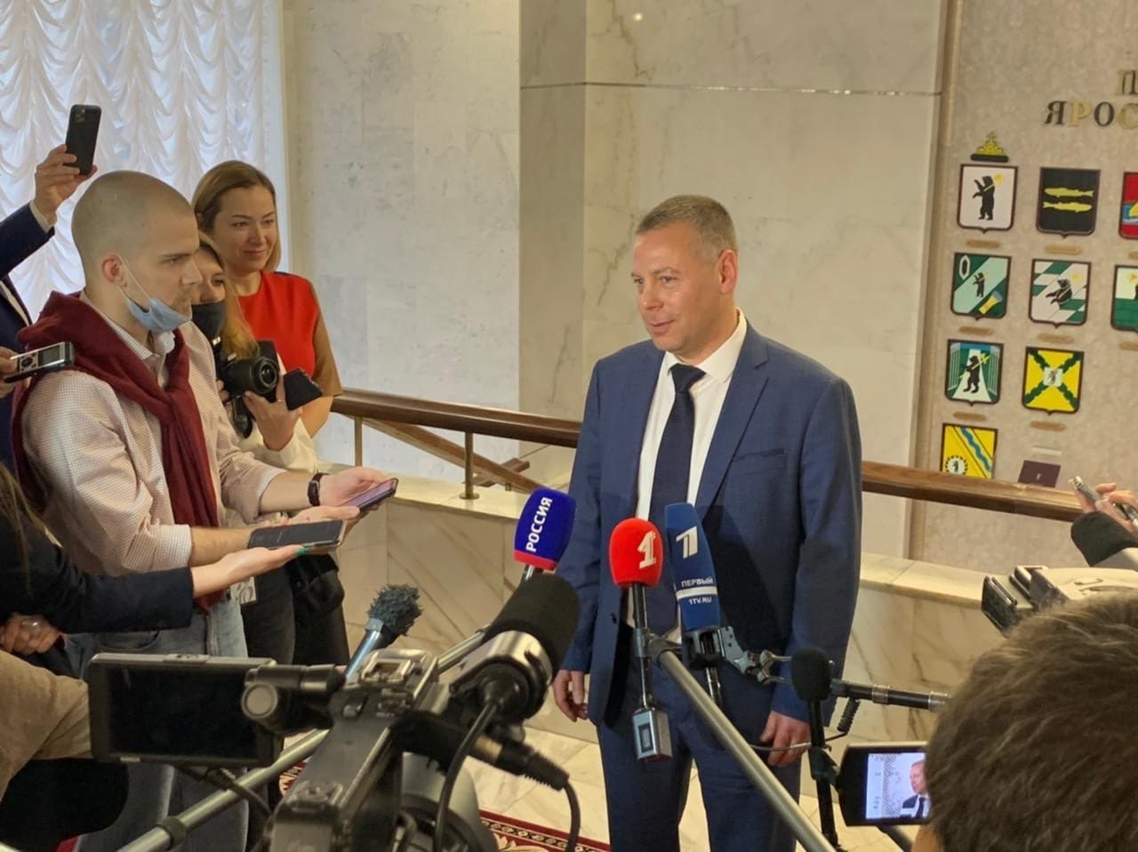 Михаил Евраев отметил, что для него большая честь служить людям в Ярославской области Михаил Евраев отметил, что для него большая честь служить людям в Ярославской области