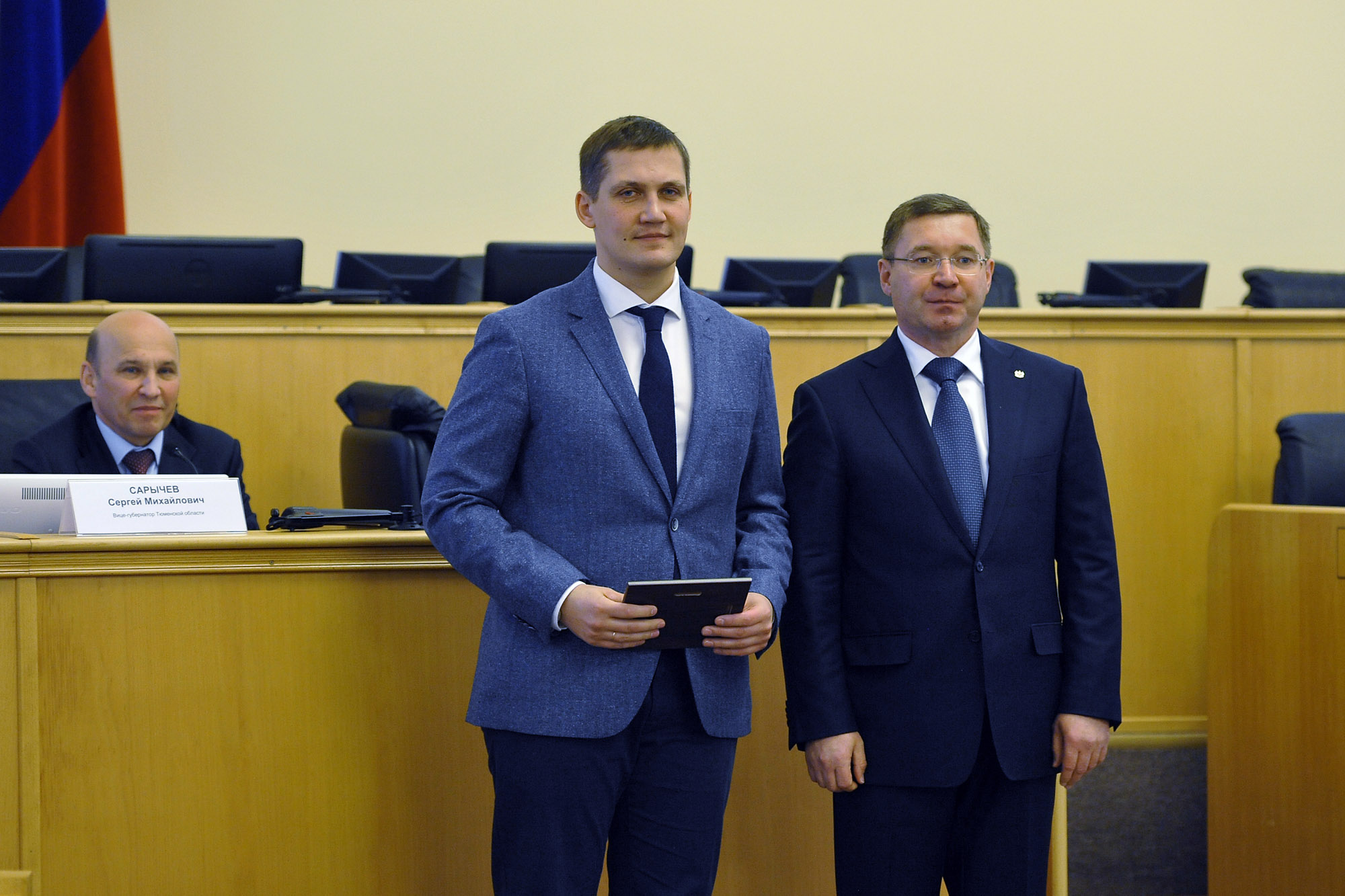 Белявский (слева) был депутатом Тюменской областной думы, затем его назначили директором профильного департамента, а теперь он стал замгубернатора