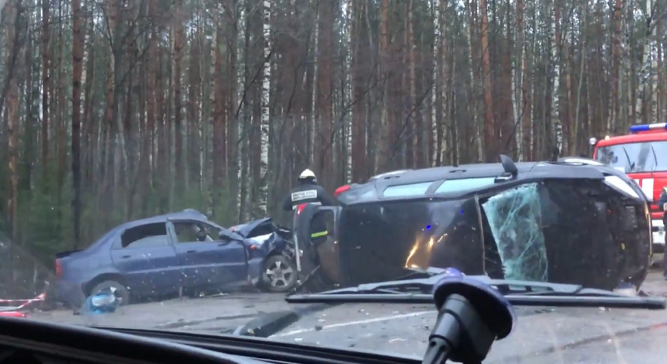 Кадр из видео в <a href="https://vk.com/dtp47rus" target="_blank" class="io-leave-page _">ДТП и ЧП | Ленинградская область Он-Лайн | СПб</a>