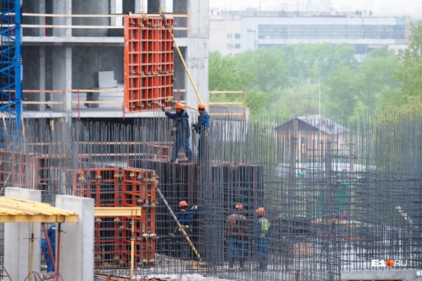 В Екатеринбурге есть два способа застройки города В Екатеринбурге есть два способа застройки города