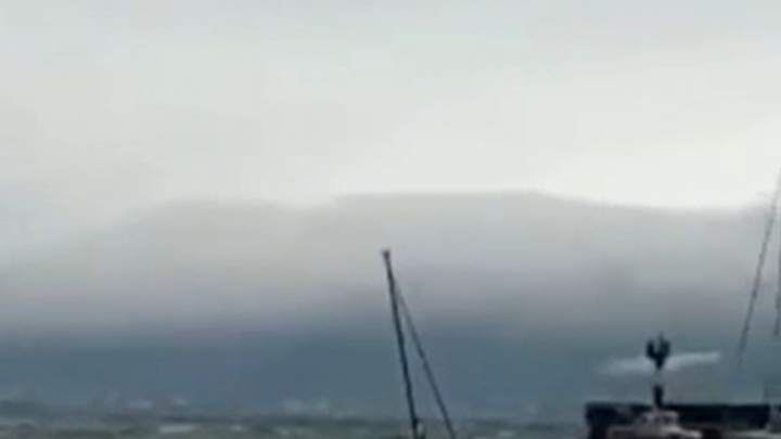 В Новороссийске затонула яхта во время шторма