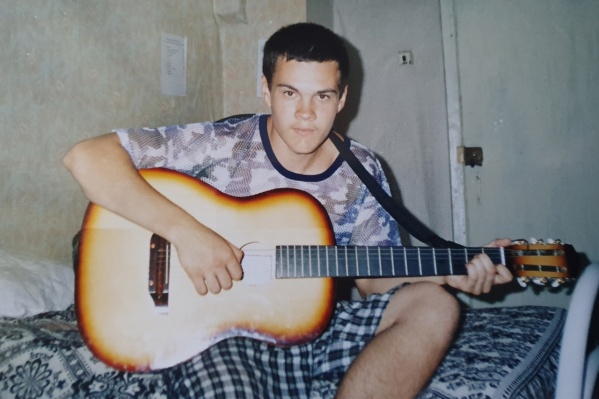 Денис родился и вырос в Соликамске Денис родился и вырос в Соликамске