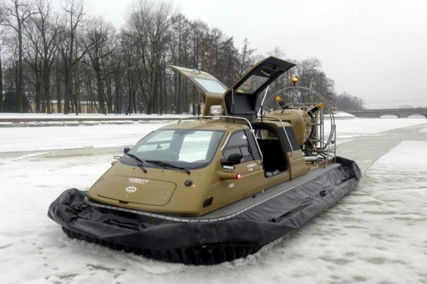 Спасатели шли к рыбакам со скоростью <nobr class="_">15 км/ч</nobr> из-за пурги Спасатели шли к рыбакам со скоростью <nobr class="_">15 км/ч</nobr> из-за пурги