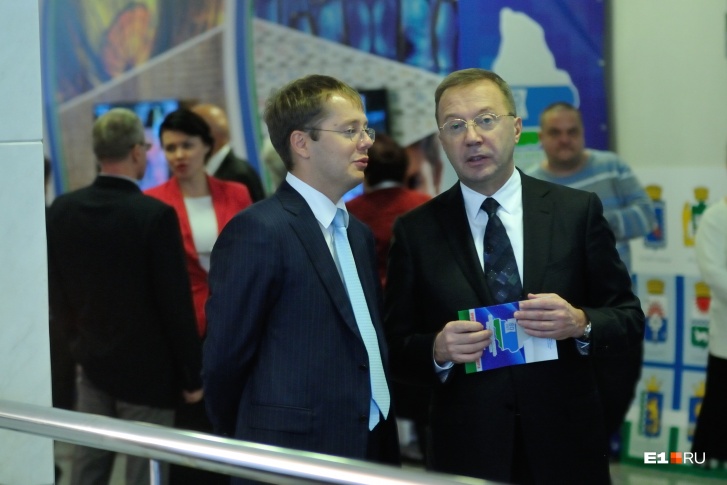 Ранее отец депутата, предприниматель Игорь Ковпак (на фото справа), расценил происшествие как кампанию против сына