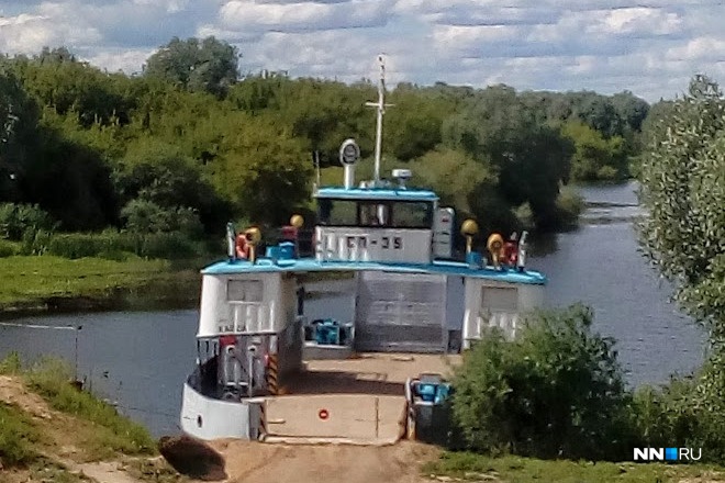 Расписание парома лысково макарьево на сегодня 2024. Паром Лысково Макарьево. Паром Лысково Макарьево фото. Макарьевский монастырь Лысково как добраться. Яхта Лысково до Макарьево.