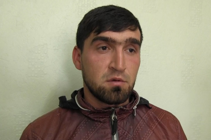 Мигрант попал дедушке прямо в глаз Мигрант попал дедушке прямо в глаз
